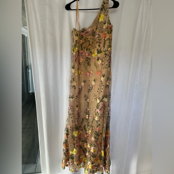 Mac Duggal One-Shoulder Embroidered Floral Gown in Pink and Yellow - Sz 14 - Picture 5 of 11